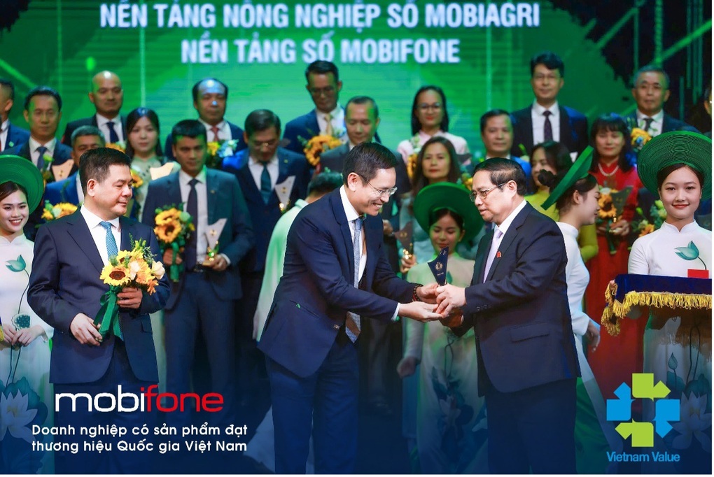 MobiFone được vinh danh Thương hiệu Quốc gia Việt Nam 2024 với 5 thương hiệu sản phẩm xuất sắc - 1