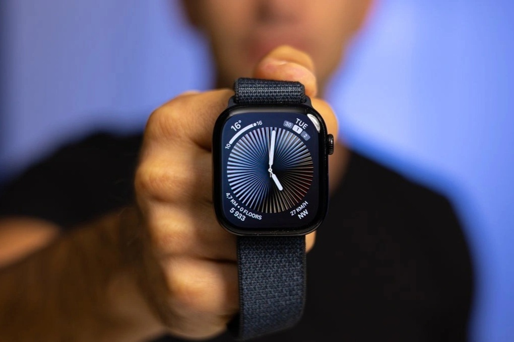 Apple Watch sẽ tích hợp camera - 1 Apple Watch sẽ tích hợp camera - 1