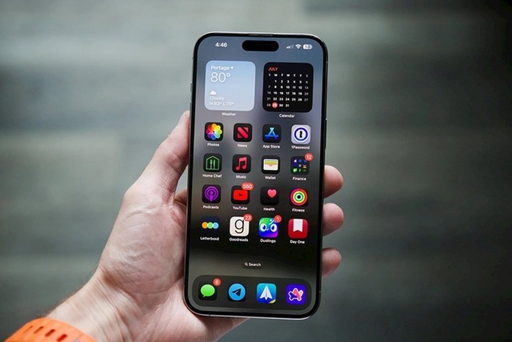 Cập nhật iOS 18.4.1 để sửa lỗi nghiêm trọng trên iPhone - 1 Cập nhật iOS 18.4.1 để sửa lỗi nghiêm trọng trên iPhone - 1